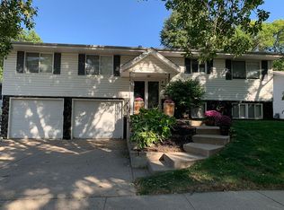 3416 S Hennepin St, Sioux City, IA 51106