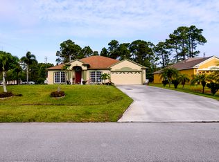 2685 SW Cadet Cir, Port Saint Lucie, FL 34953