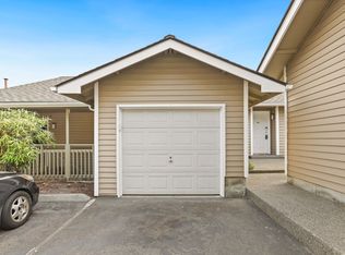 901 E Marine View Dr UNIT 202, Everett, WA 98201