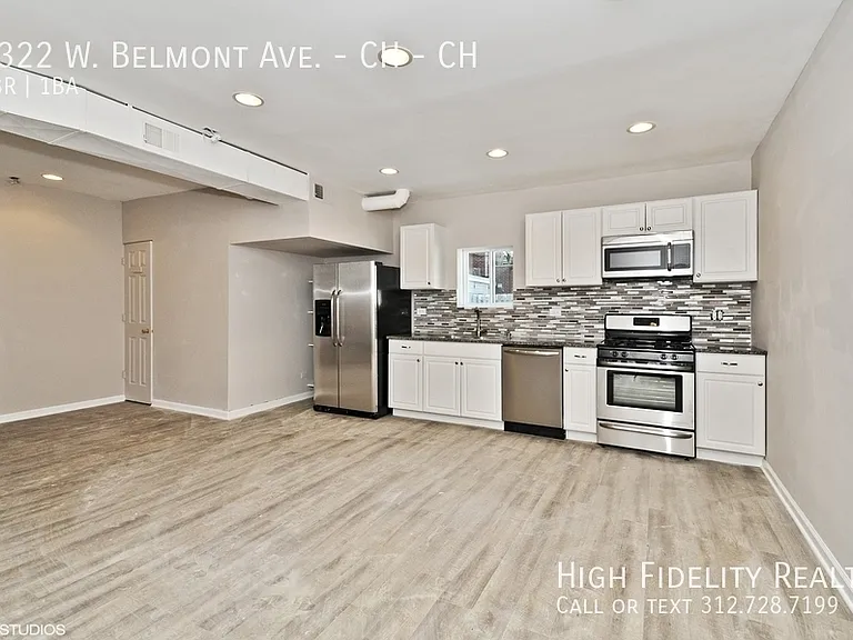 2322 W Belmont Ave #CH — Photo 2