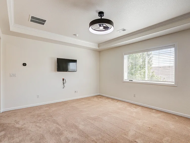 10732 Hillsboro Cir — Photo 32
