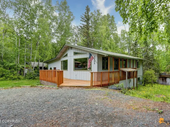 22606 Northwoods Dr, Chugiak, AK 99567