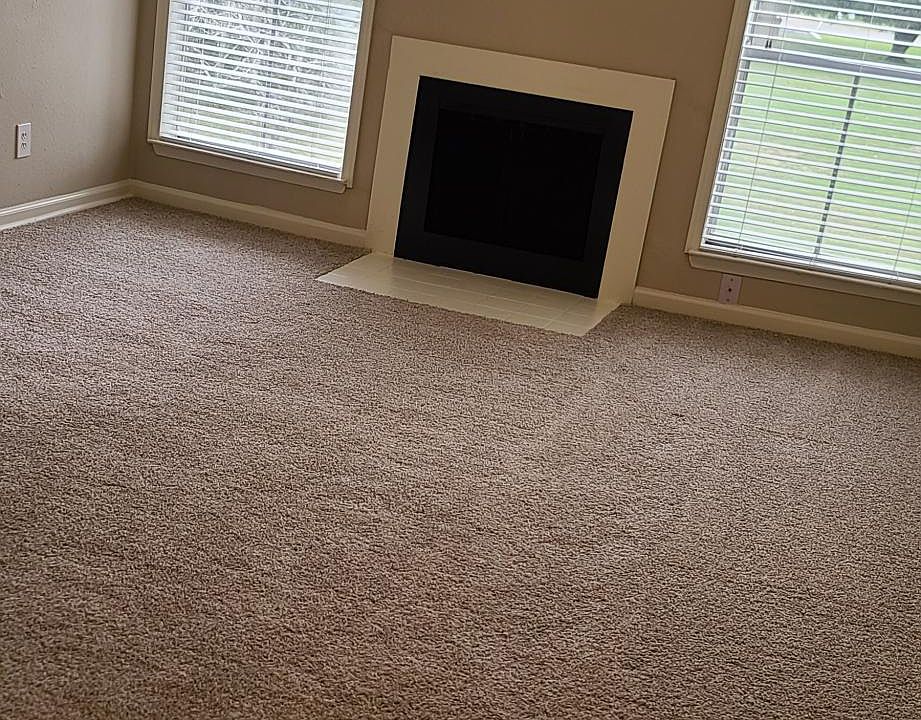1st image of 1302 E Broadway St #206