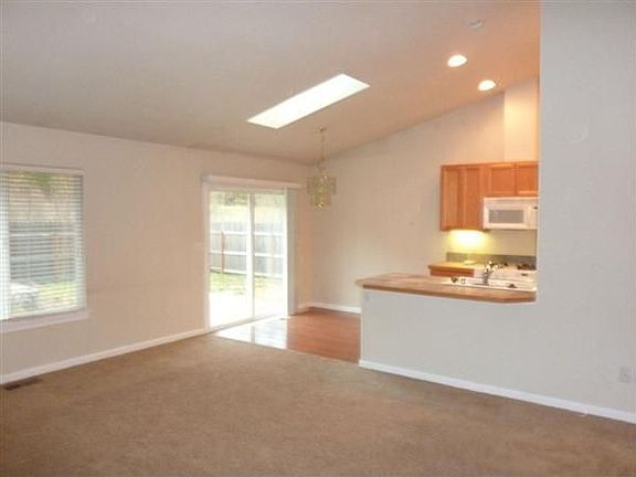 5th image of 25276 Madrone Dr