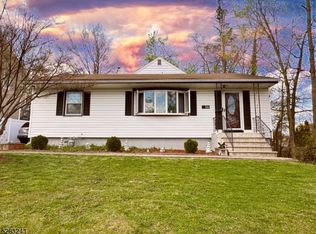 116 Hiawatha Blvd, Lake Hiawatha, NJ