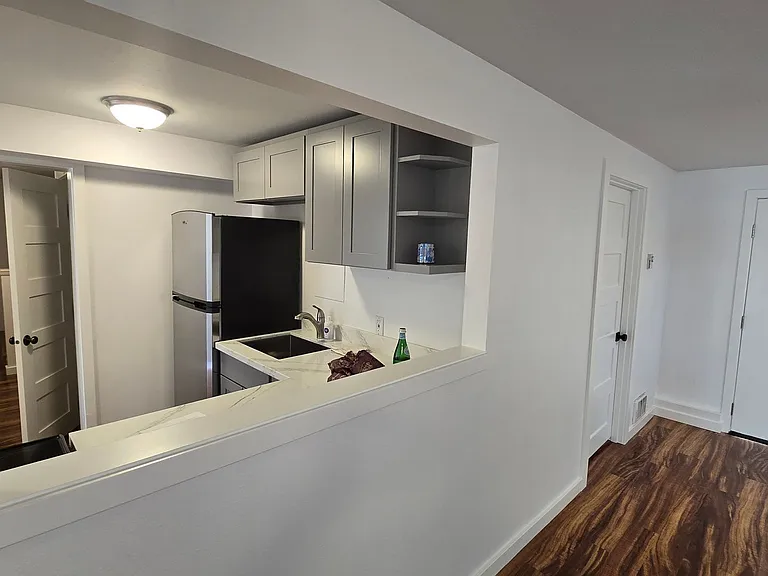 13727 35th Ave NE #C — Photo 3