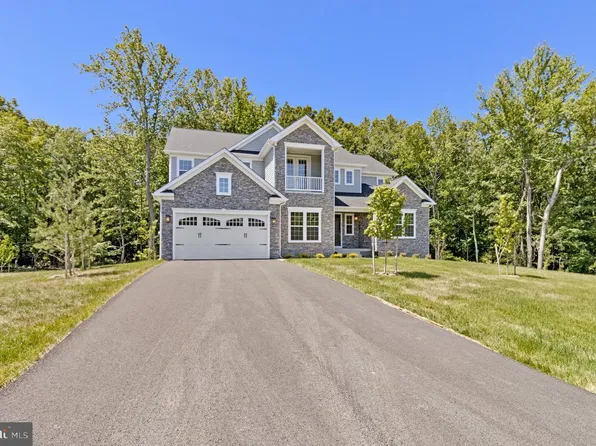 2012 Saint James Rd, Accokeek, MD 20607