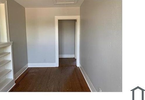 4th image of 2517 Broadway St