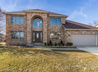 25016 W Round Barn Rd, Plainfield, IL 60585