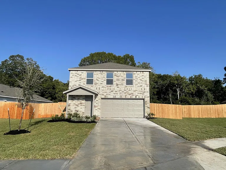 10422 Rocky Trl — Photo 1