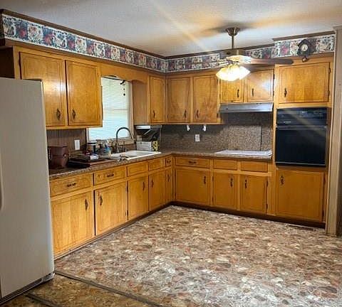 4th image of 1506 Holton Rd