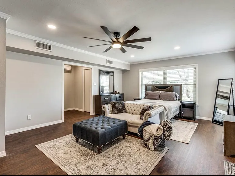 3624 W Biddison St — Photo 18
