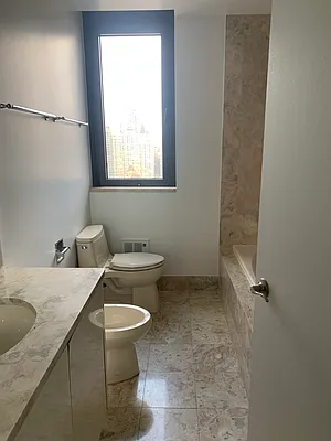 Rented by Corcoran | media 23