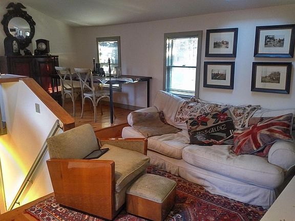 2nd Fl. Sitting/Dining