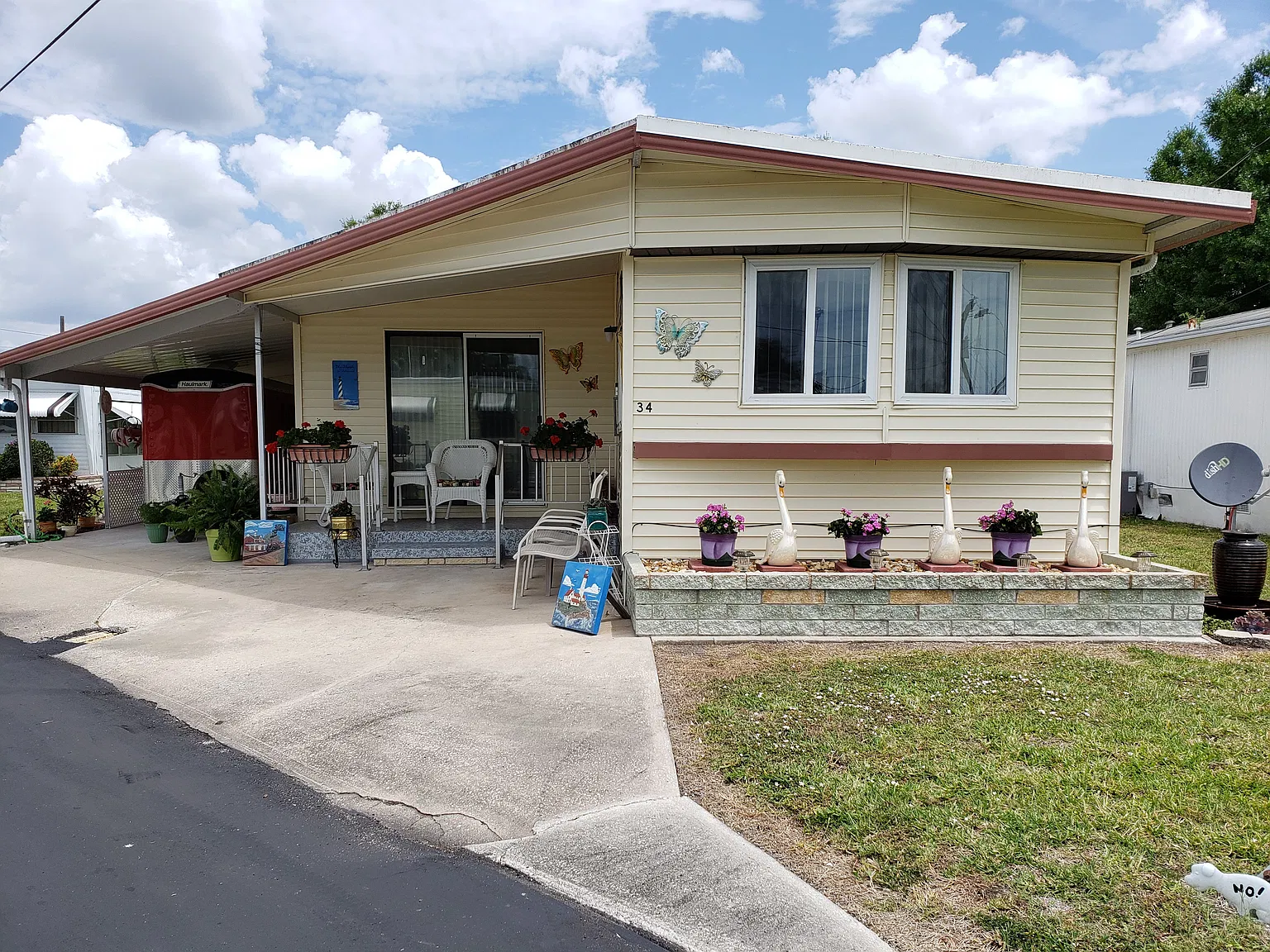 2 bed, 2.0 bath, $1,200 — Photo 3