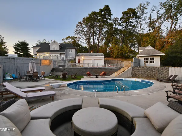 2262 Allenwood Road, Allenwood, NJ 08720