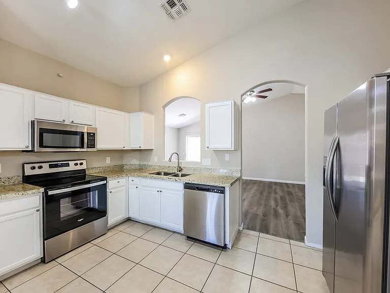 14417 N Gil Balcome — Photo 6