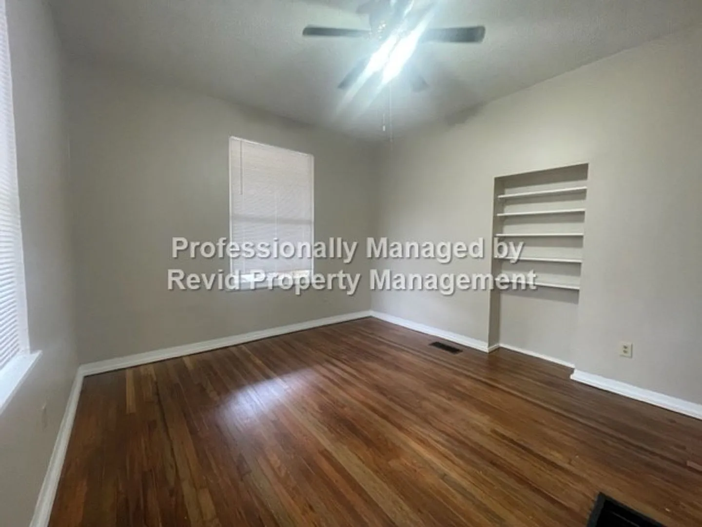 26 McNeil — Photo 2