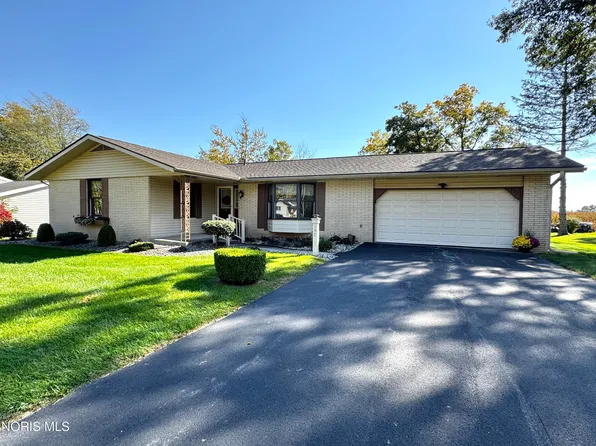 157 Anna Ln, Bryan, OH 43506