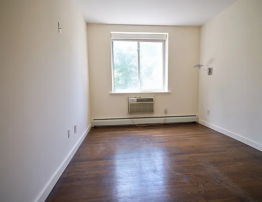 Rented by Corcoran | media 23