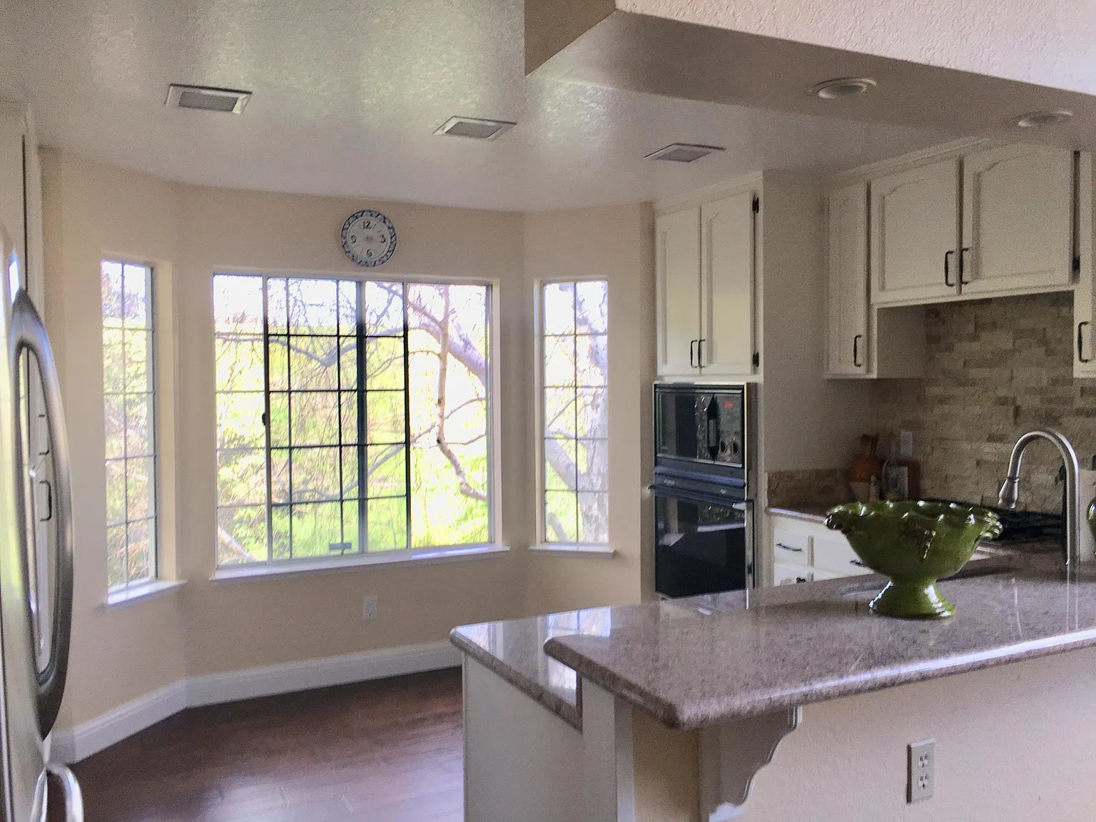 1352 Fountain Springs Circle — Photo 4