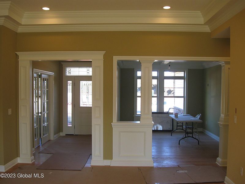 3rd image of 7 Pointe Drive