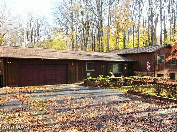 3rd image of 7223 Mill Run Dr