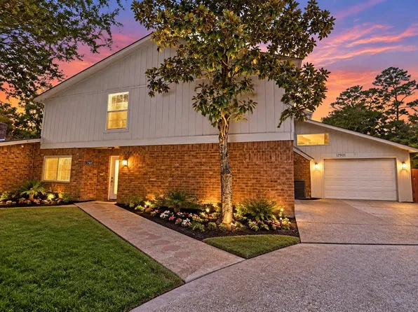 17821 S Cypress Villas Dr, Spring, TX 77379