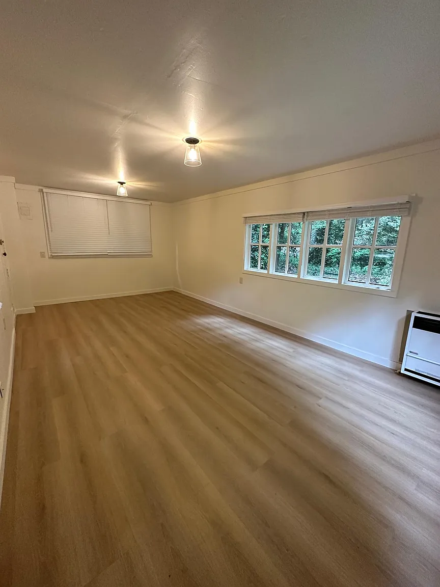 144 Corte Madera Ave photo 1