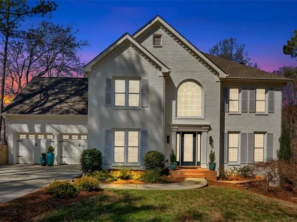 2447 Elmhurst Blvd NW, Kennesaw, GA 30152