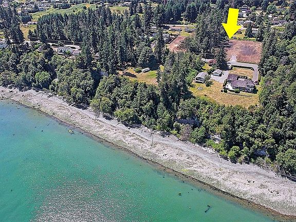 5th image of 890 S East Camano Dr