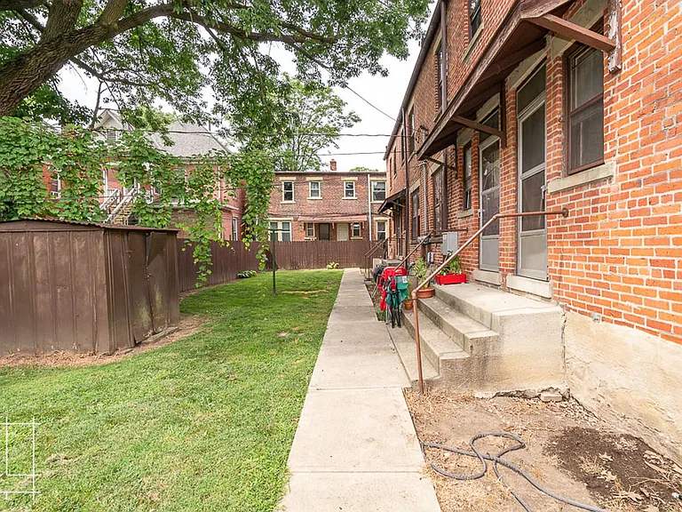 435 Alden Ave — Photo 15