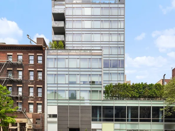 350 West Broadway image 16 of 16