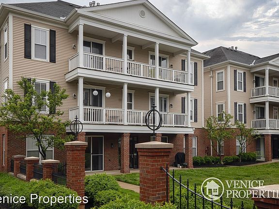 3rd image of 1775 Drayton Park Ct
