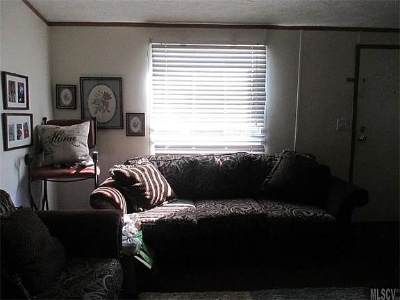 5th image of 4540 Phoenix Dr