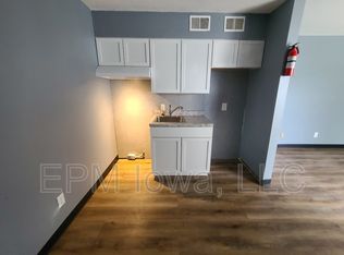 716 Randolph St APT 5, Waterloo, IA 50702