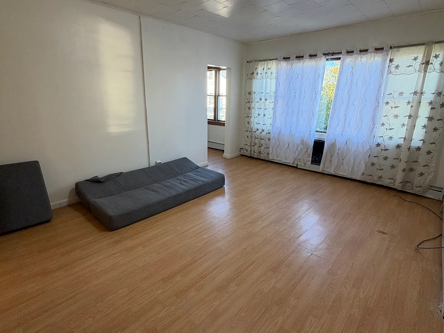 2 bed, $2,800 — Photo 2
