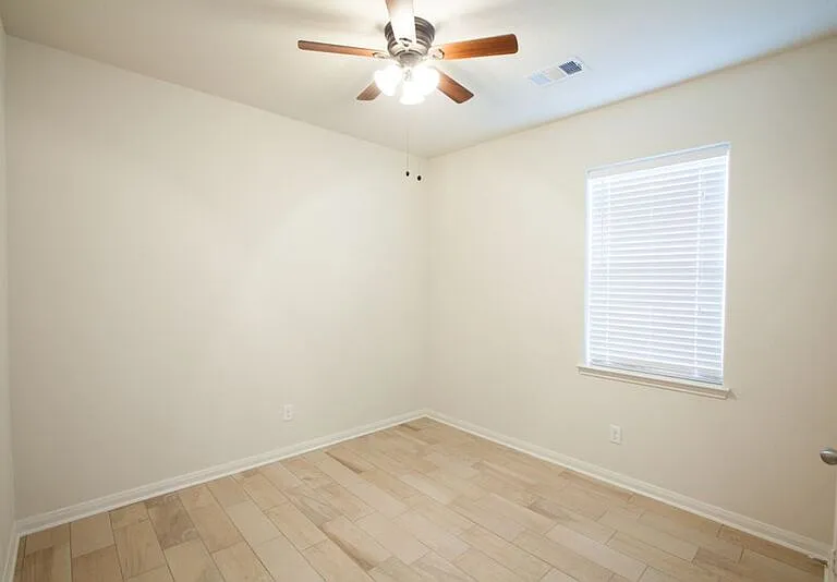 128 Tennyson St — Photo 22