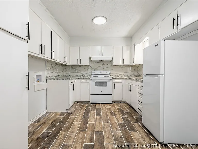 2436 Bragg Blvd — Photo 16
