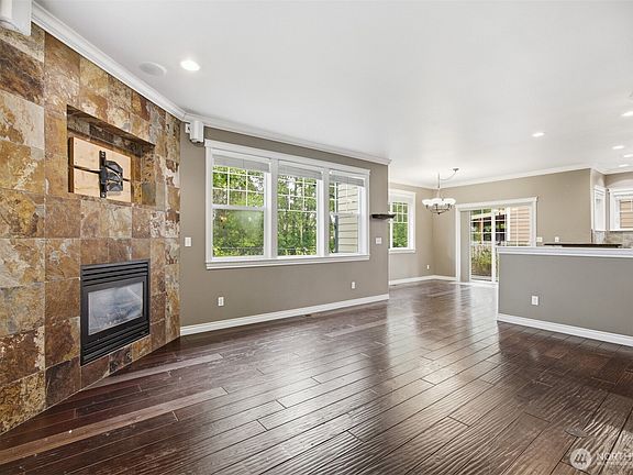 5th image of 1213 Garland Lane
