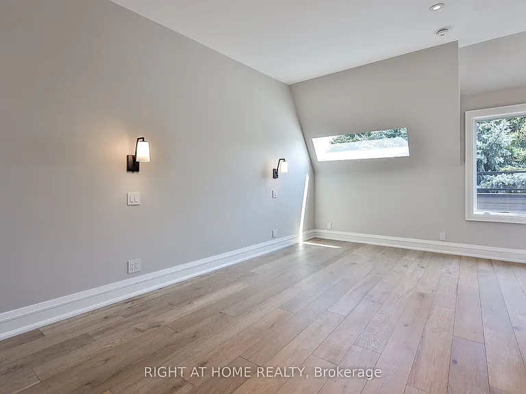 232 Willard Ave — Photo 30