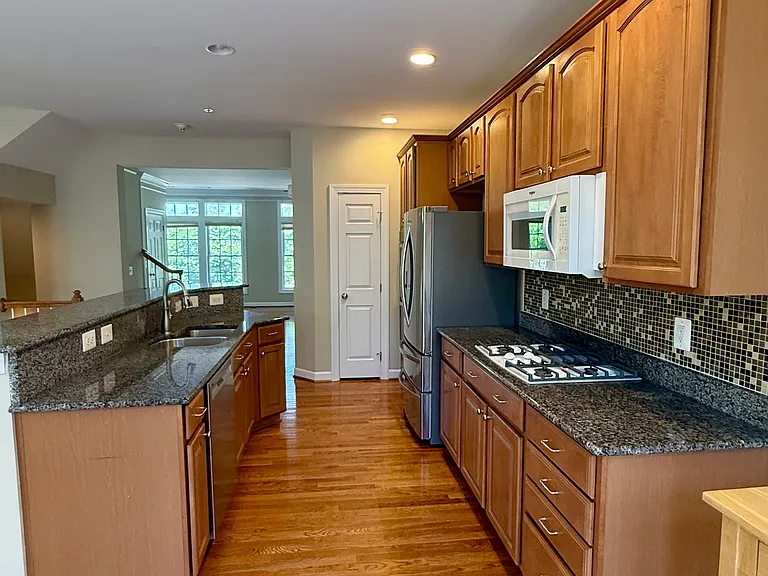 804 W Glebe Rd — Photo 12