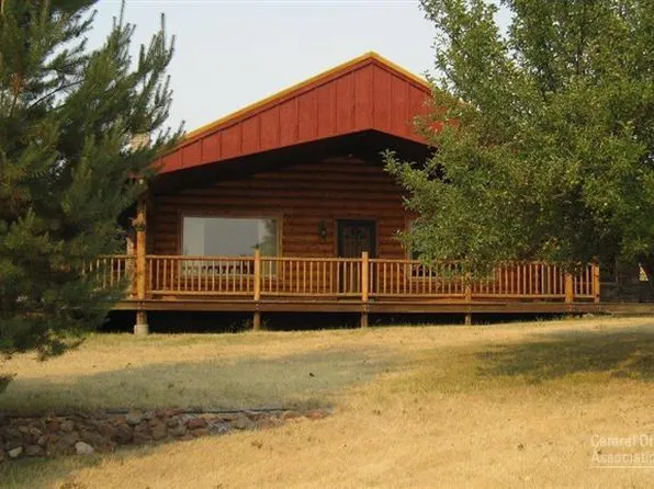 1225 NE Lower Dr, Madras, OR 97741