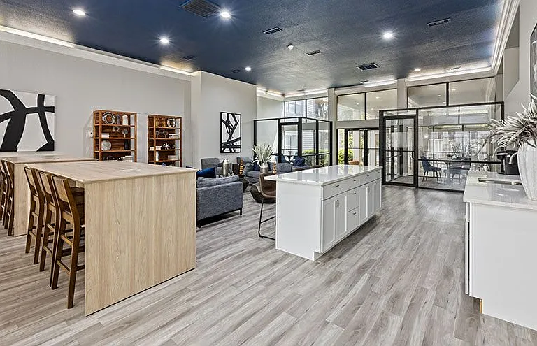 Mylo Apartment Homes — Photo 16