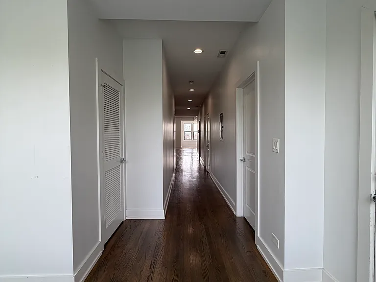 2020 N Spaulding Ave #3 — Photo 11