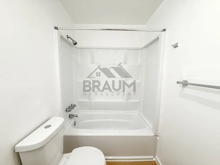 4636 LAUREL CANYON, LLC — Photo 19