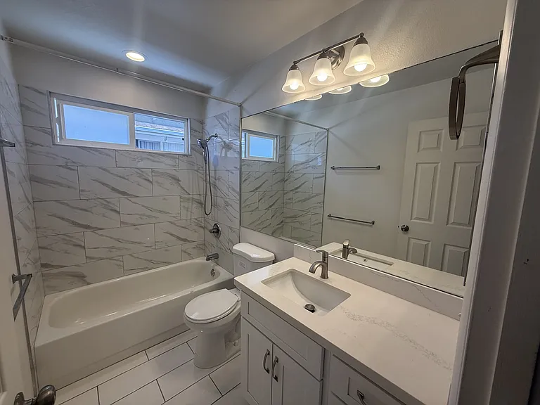 1047 13th Ave #1047 — Photo 9