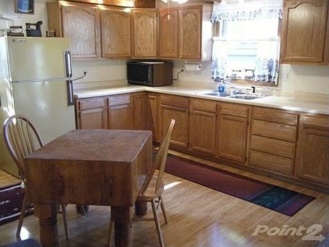 Kitchen area