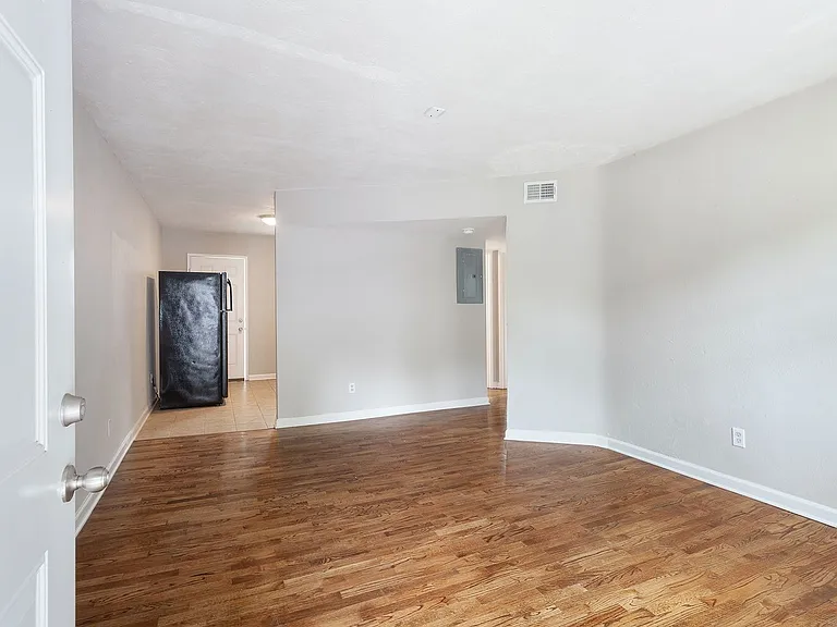 159 Whitefoord Ave — Photo 8