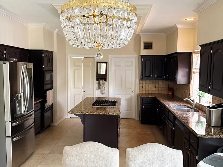 4622 Grand Cayman Dr — Photo 4